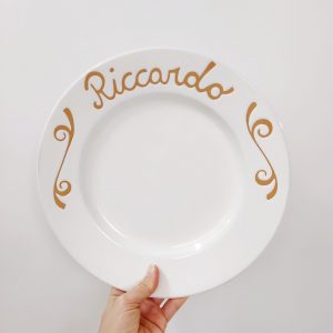 Piatto con il nome